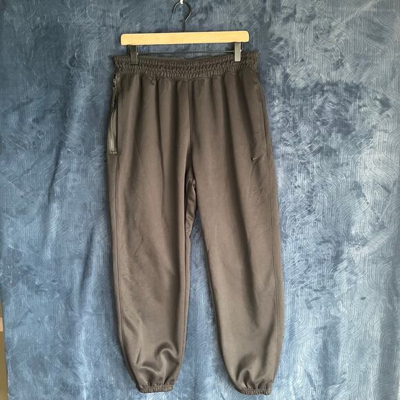Nike Sportswear Triple Black Athletic‎ Casual Jogger Sweatpants Mens Size XL - Picture 1 of 6